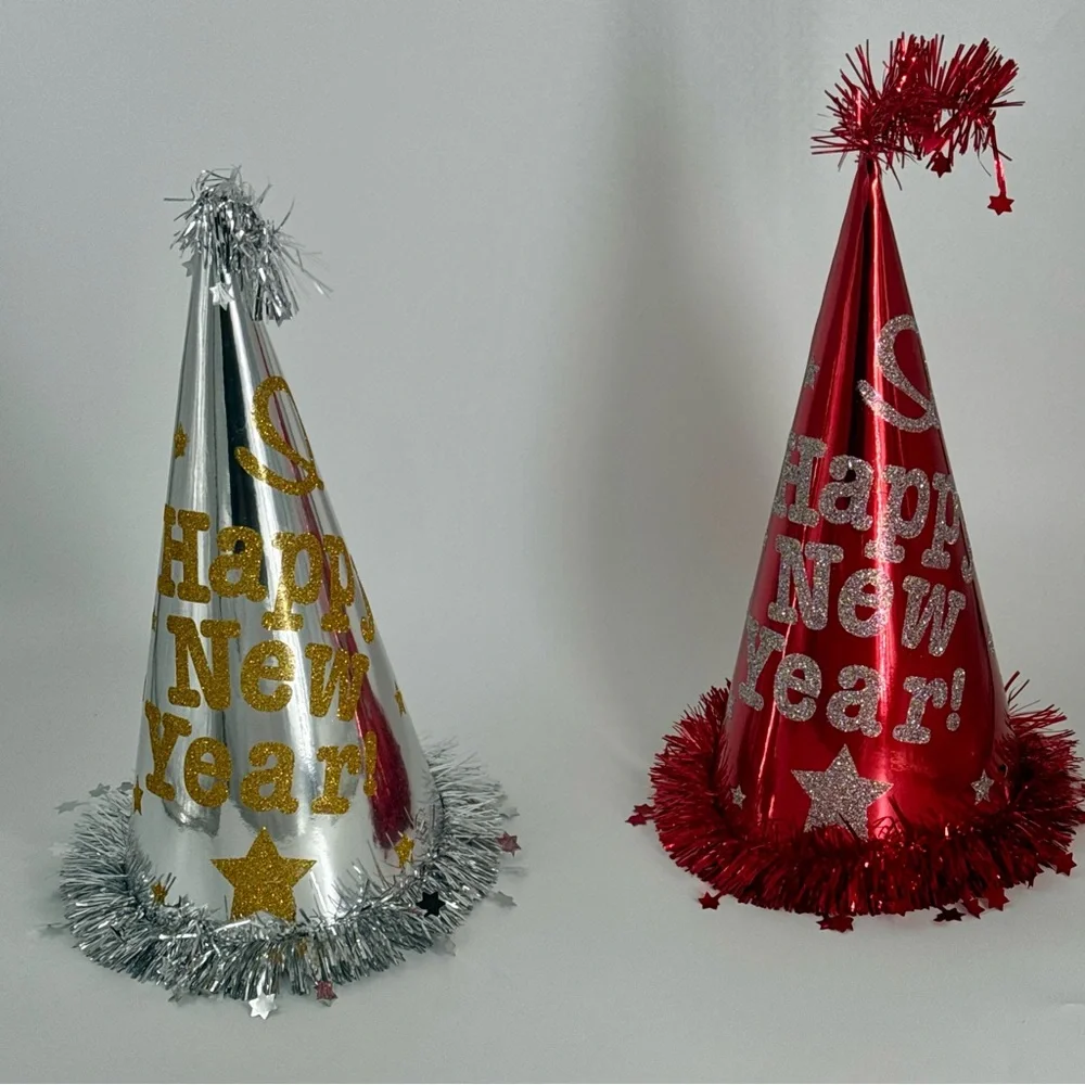 🌴 One XL Silver Happy New Year Hats